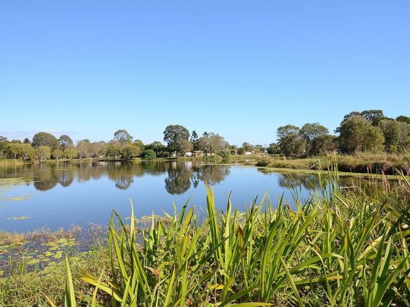 71 Elizabeth st, Urangan QLD 4655