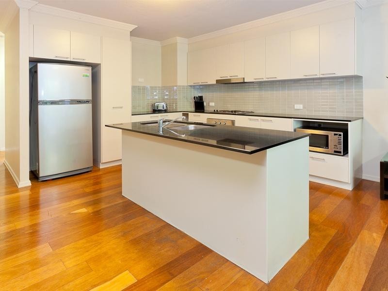 21 Miles Street, Clayfield QLD 4011