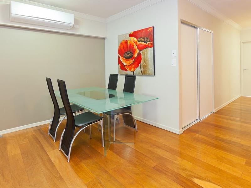 21 Miles Street, Clayfield QLD 4011