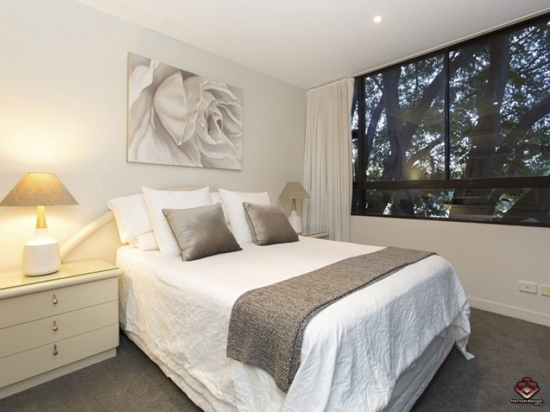 208/10 Pidgeon Close, West End QLD 4101