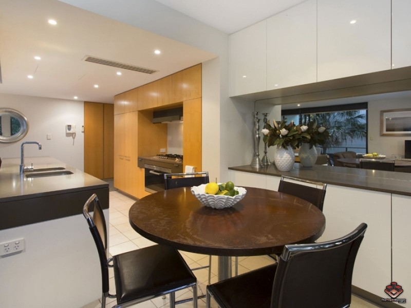 208/10 Pidgeon Close, West End QLD 4101