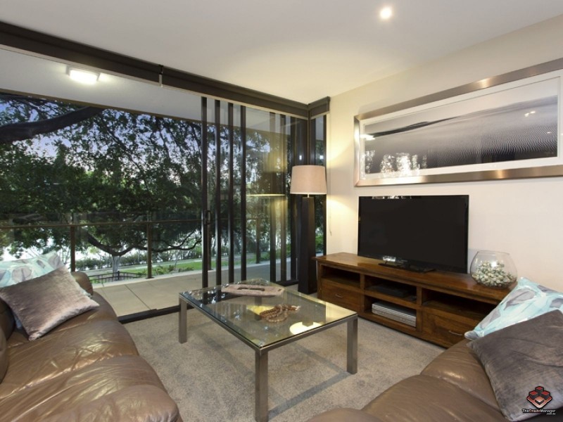 208/10 Pidgeon Close, West End QLD 4101