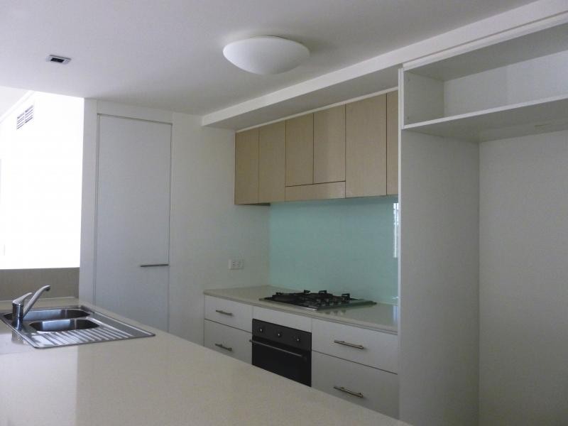 16 Surbiton Court, Carindale QLD 4152