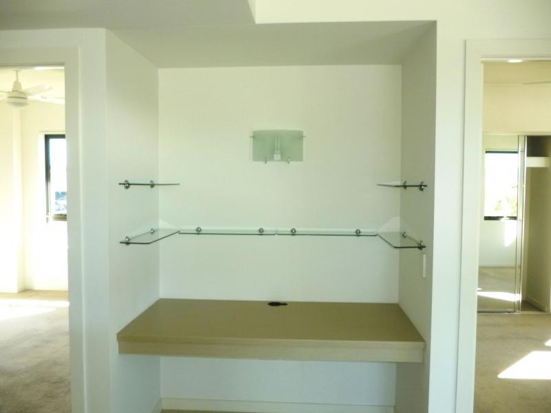 16 Surbiton Court, Carindale QLD 4152