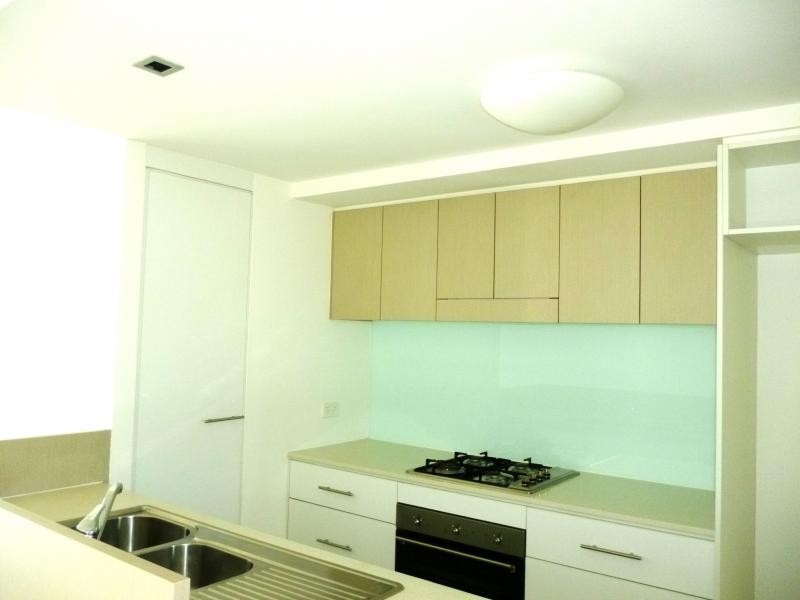 16 Surbiton Court, Carindale QLD 4152