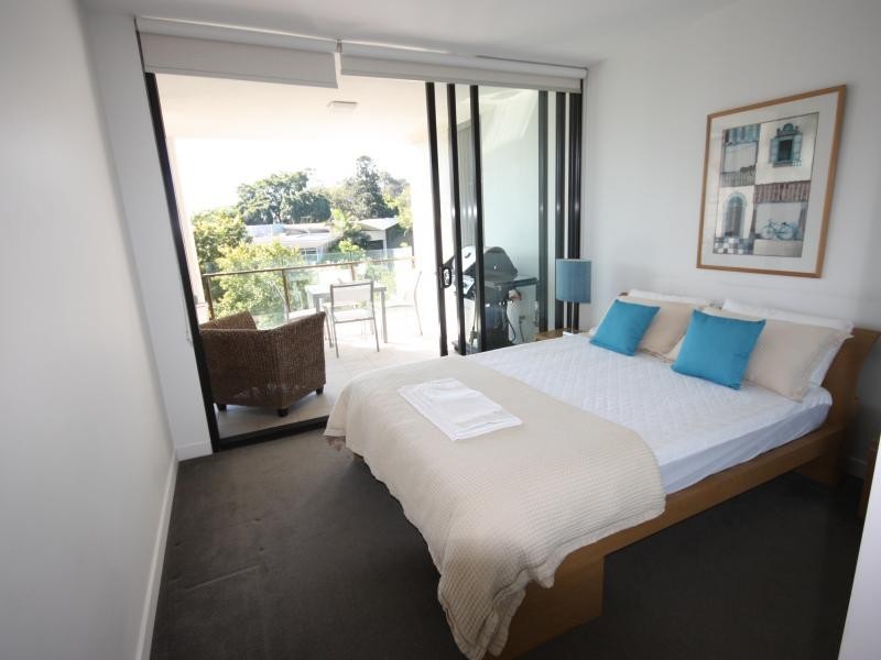 10 Pidgeon Close, West End QLD 4101