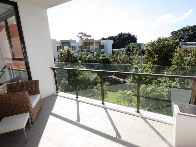10 Pidgeon Close, West End QLD 4101