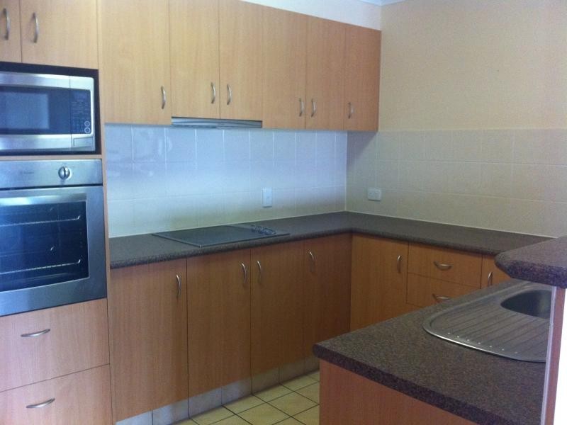 1880 GOLD COAST HIGHWAY, Burleigh Heads QLD 4220