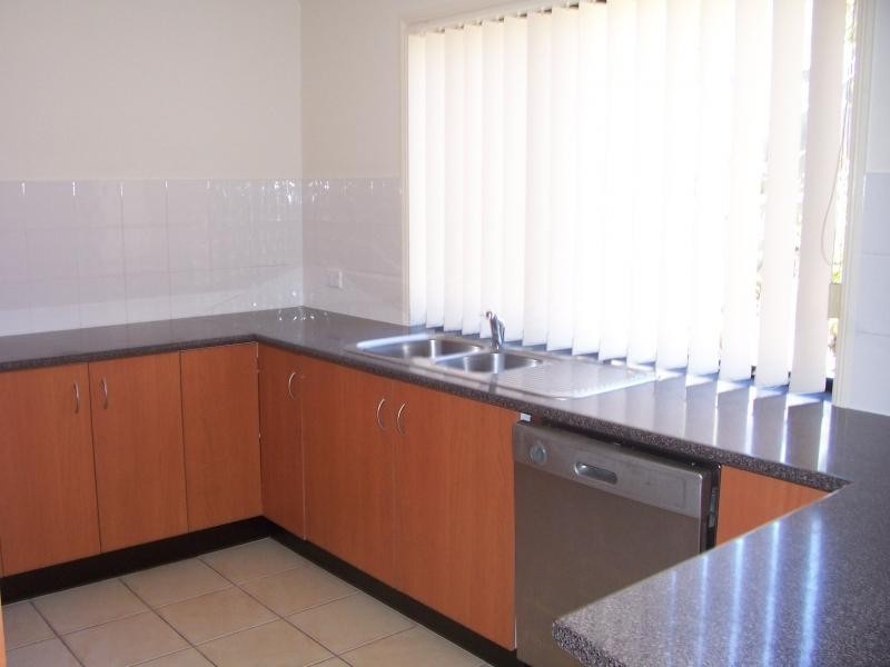 44 Mclaren Rd., Nerang QLD 4211