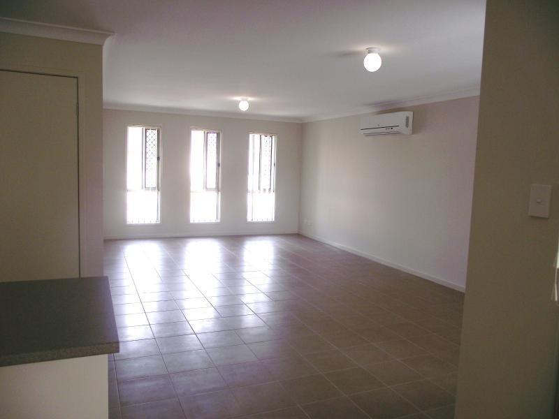 7 SHORT STREET, Boronia Heights QLD 4124