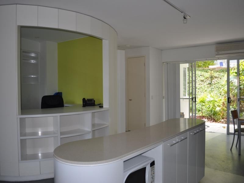 98 University Drive, Varsity Lakes QLD 4227