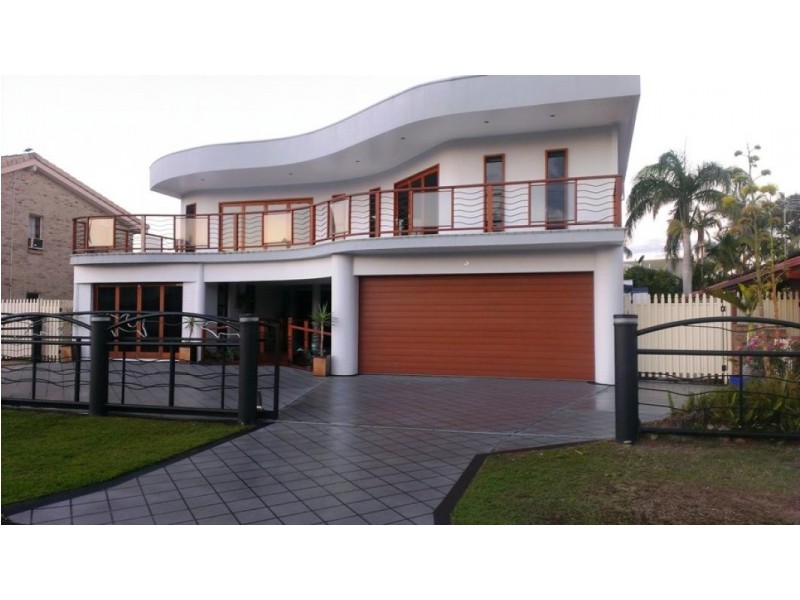3 COLUMBIA CRT, Newport QLD 4020