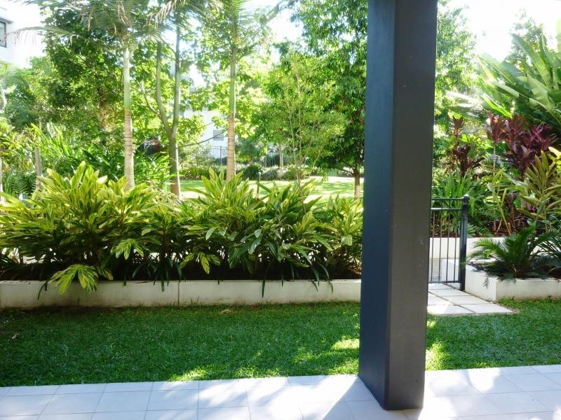 10 Pidgeon Close, West End QLD 4101