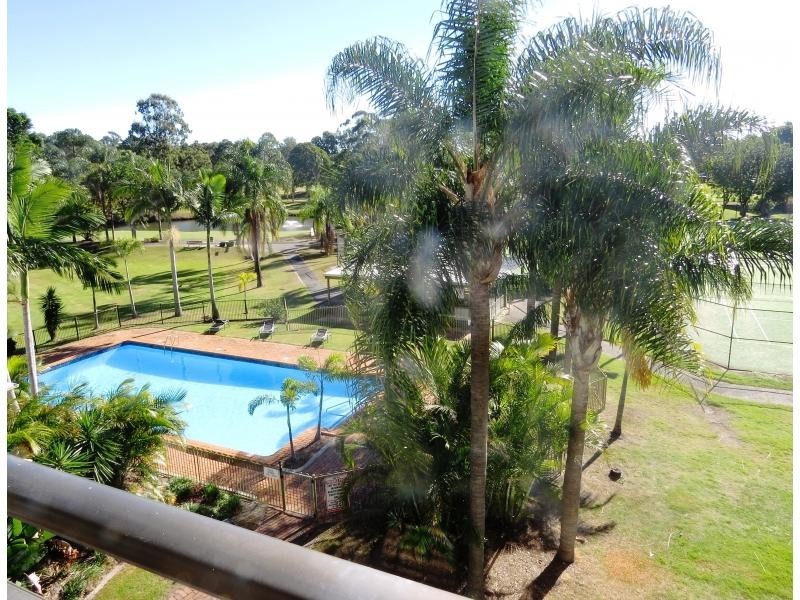 Clear Island Waters QLD 4226