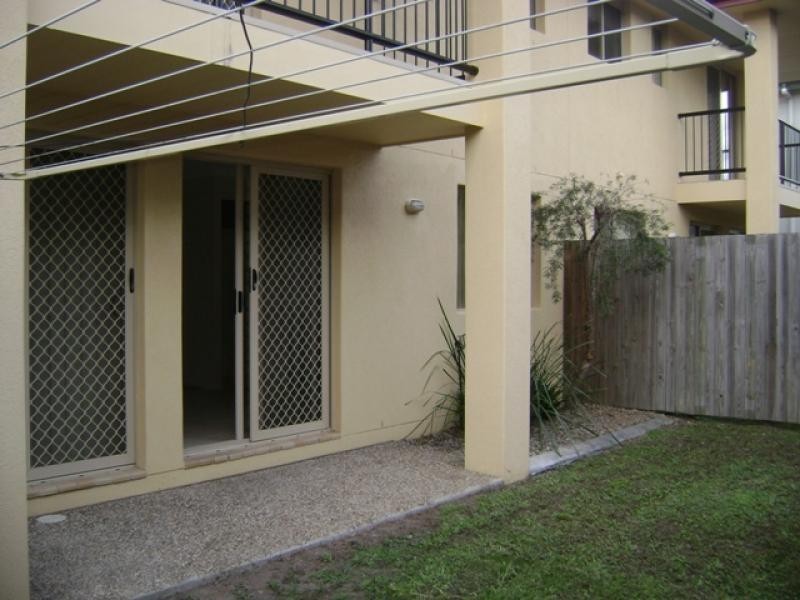 28 Johnston Street, Carina QLD 4152