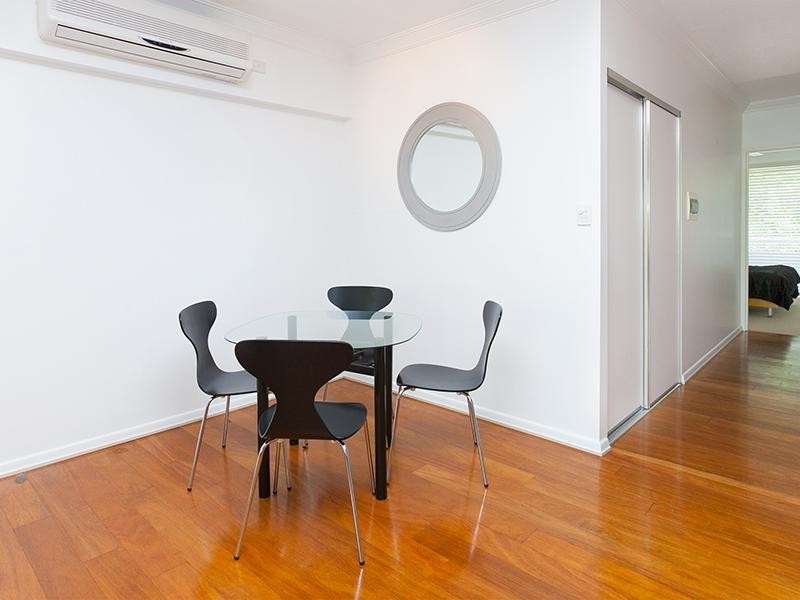 21 MILES STREET, Clayfield QLD 4011