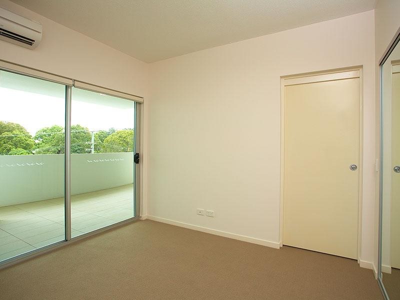 28 Ferry Rd, West End QLD 4101