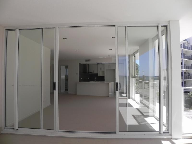 87 Marine Parade, Redcliffe QLD 4020