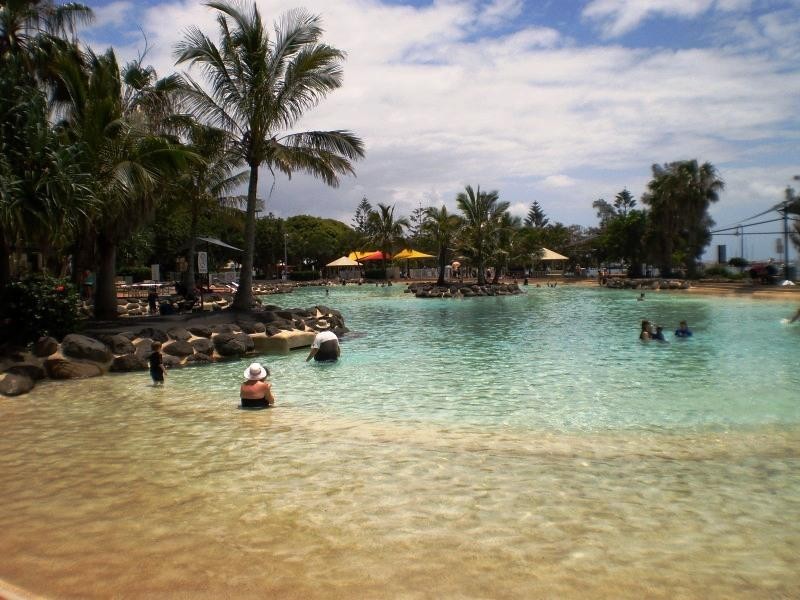 87 Marine Parade, Redcliffe QLD 4020