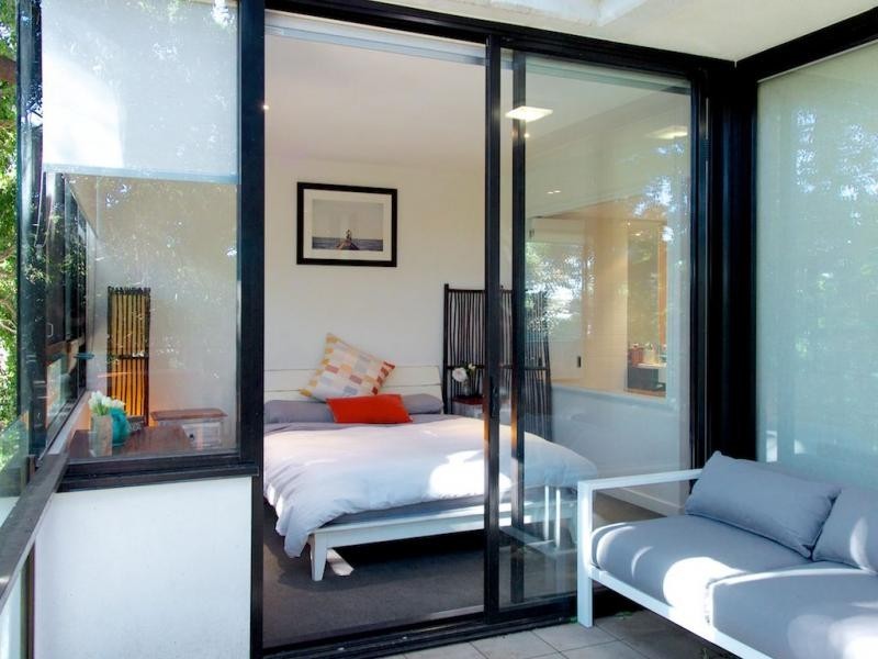 10 Pidgeon Cl., West End QLD 4101