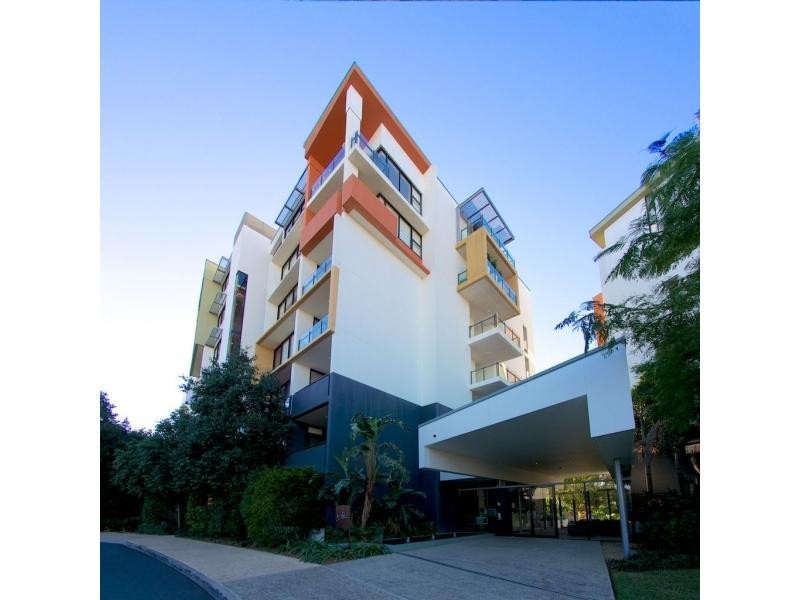 10 Pidgeon Cl., West End QLD 4101