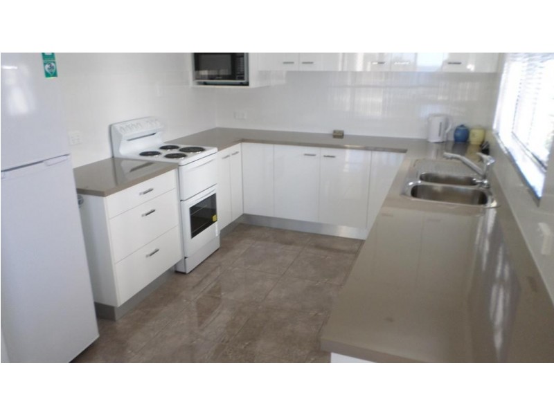 71 Esplanade, Bargara QLD 4670