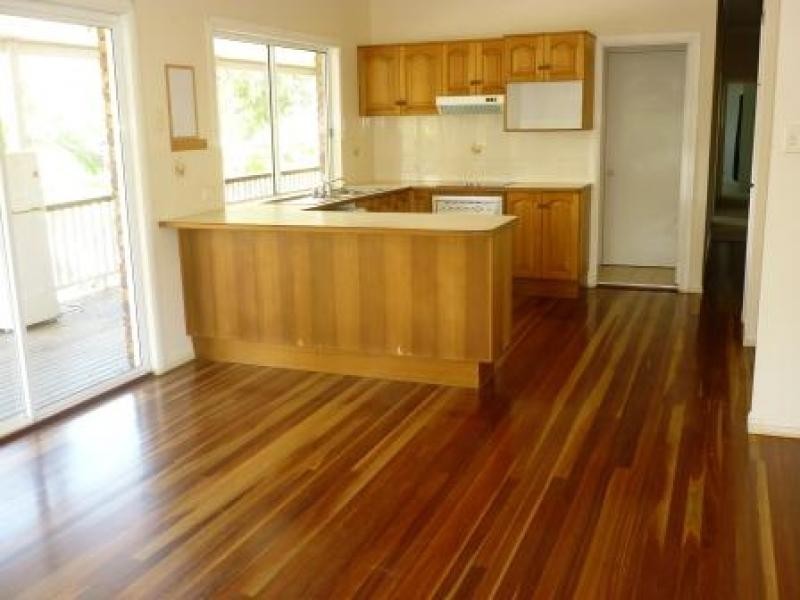 9 Verden Drive, Urangan QLD 4655