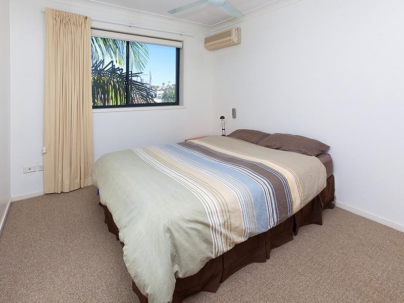 52 NEWSTEAD TERRACE, Newstead QLD 4006