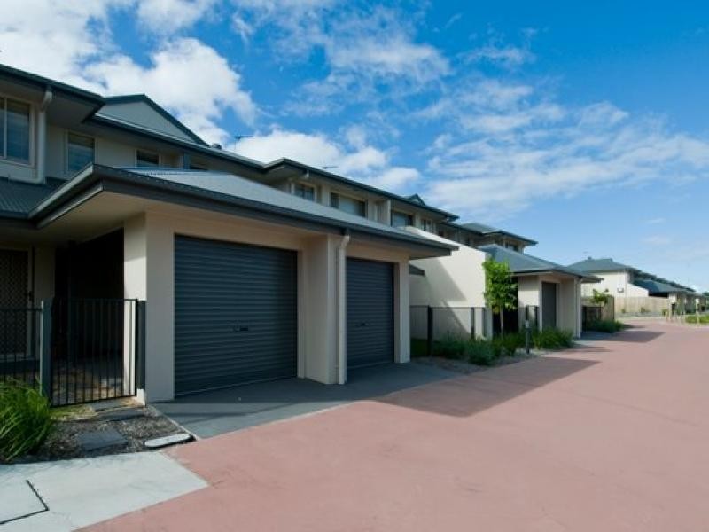 1 Ibis Boulevard, Eli Waters QLD 4655