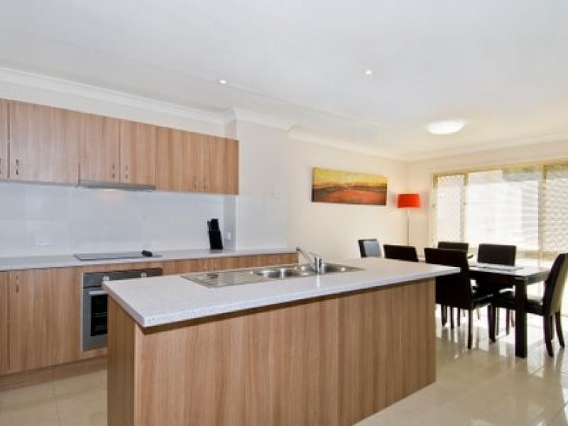 1 Ibis Boulevard, Eli Waters QLD 4655