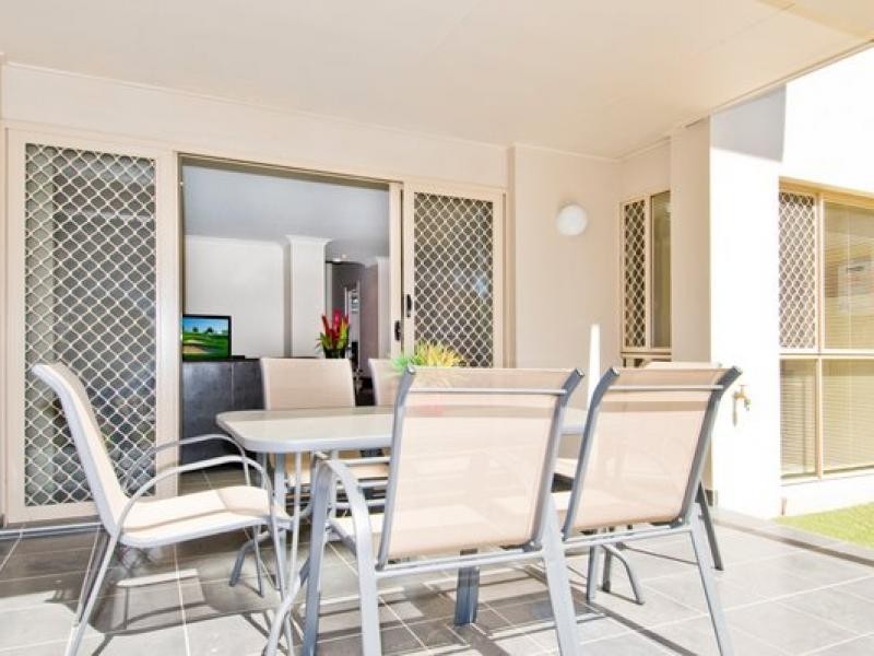 1 Ibis Boulevard, Eli Waters QLD 4655