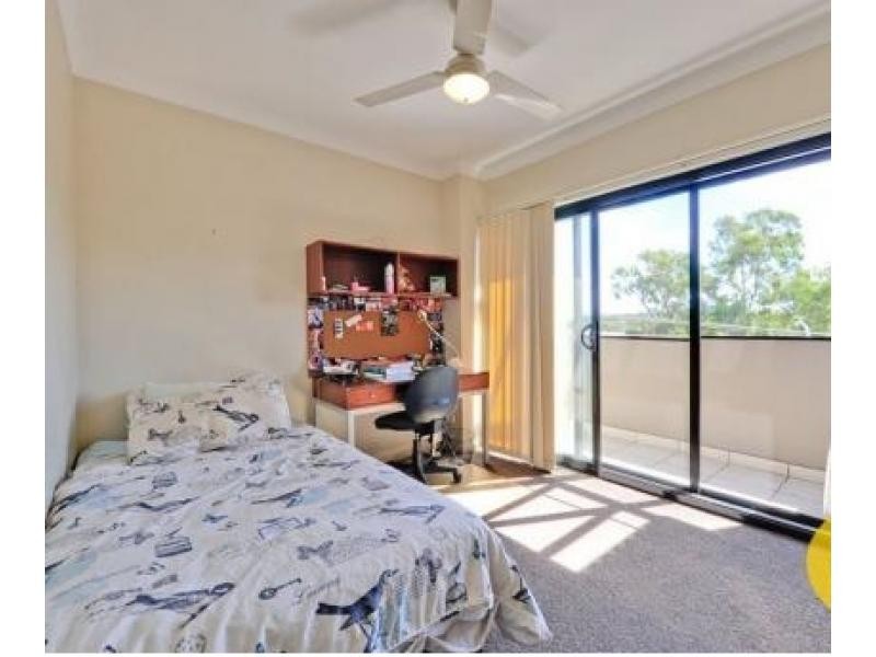 1848 Logan Road, Upper Mount Gravatt QLD 4122