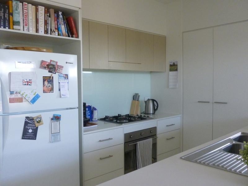 16 Surbiton Court, Carindale QLD 4152