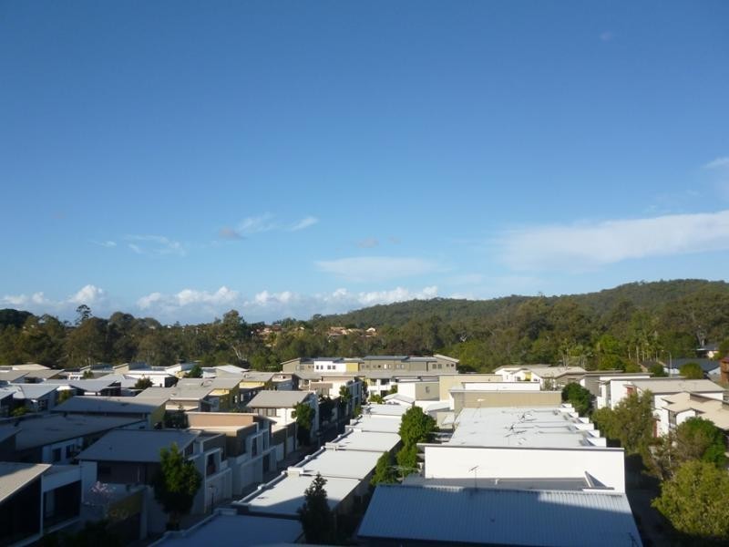 16 Surbiton Court, Carindale QLD 4152