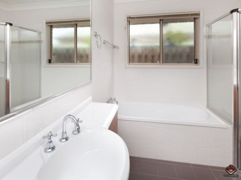 3 Bos Drive, Coomera QLD 4209