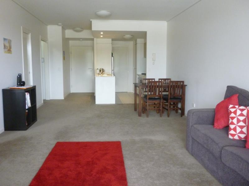 16 Surbiton Court, Carindale QLD 4152