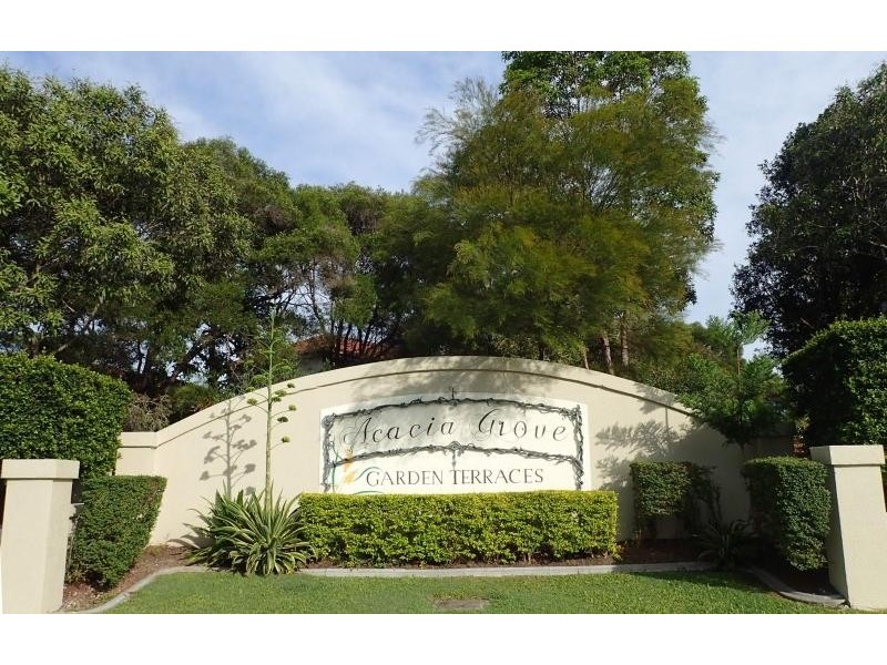 90/28 Ancona St, Carrara QLD 4211