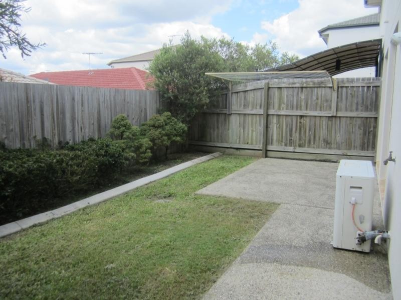 79 Johnston Street, Carina QLD 4152