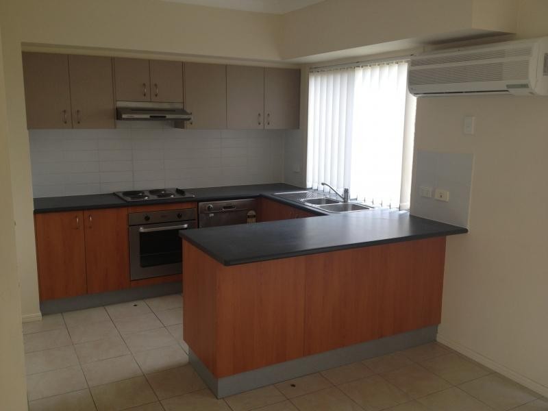 79 Johnston Street, Carina QLD 4152