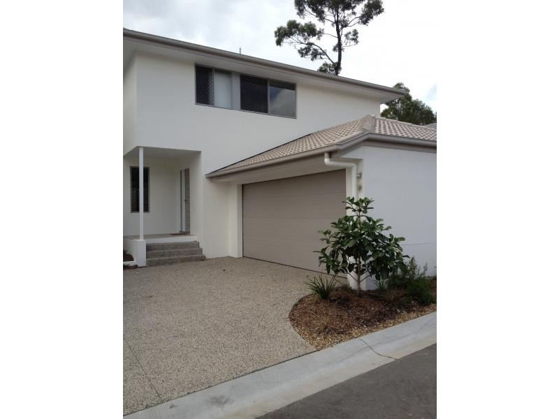 Pacific Pines QLD 4211