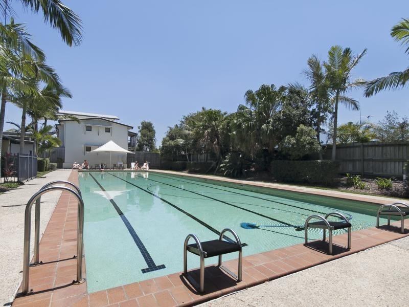 66 University Drive, Meadowbrook QLD 4131