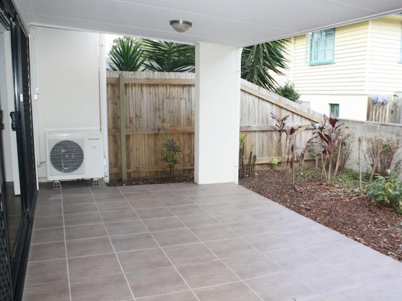 35 Hamilton Road, Moorooka QLD 4105