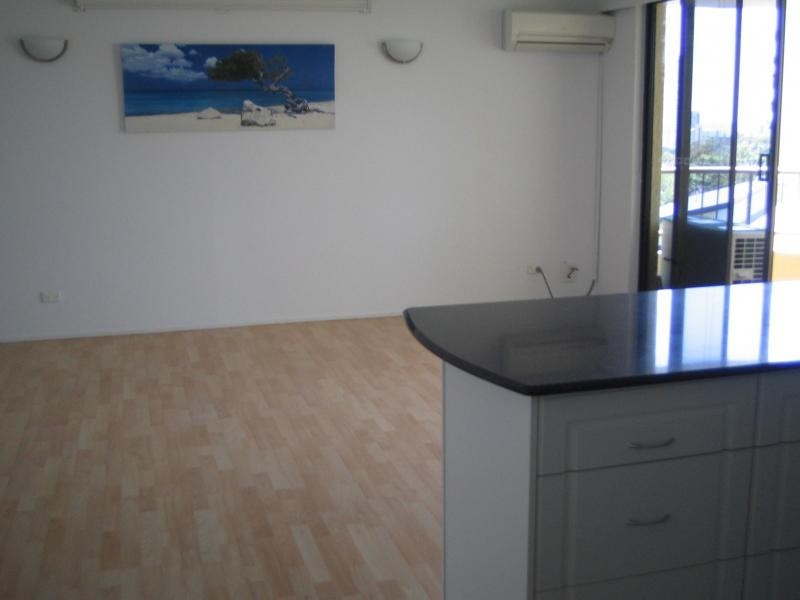 29 Hill Ave, Burleigh Heads QLD 4220