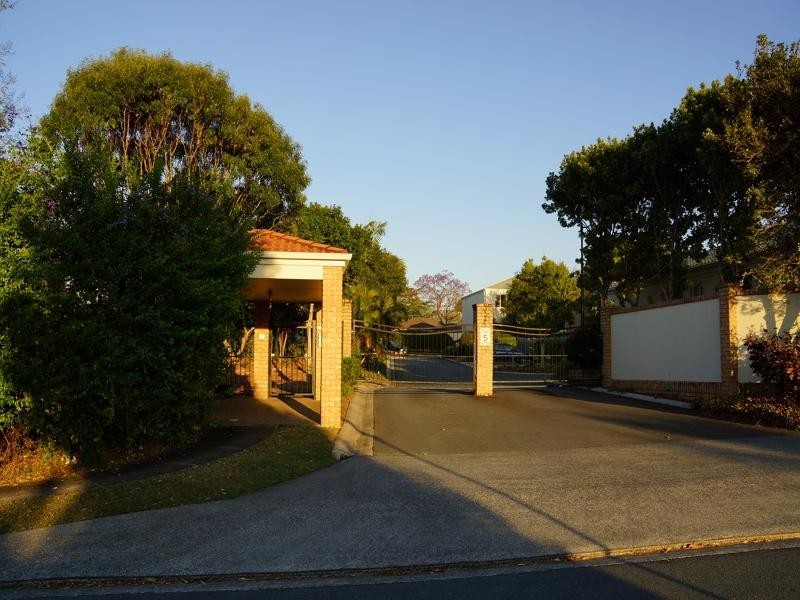 8 Peter Court, Sunnybank Hills QLD 4109