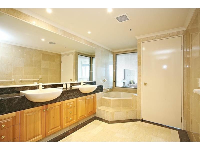 82 / 8 Goodwin Street, Kangaroo Point QLD 4169