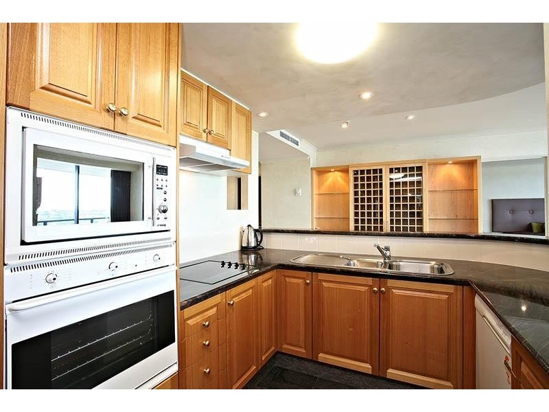 82 / 8 Goodwin Street, Kangaroo Point QLD 4169