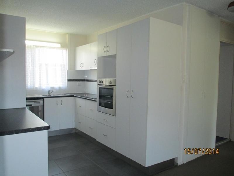 98 The Strand, North Ward QLD 4810