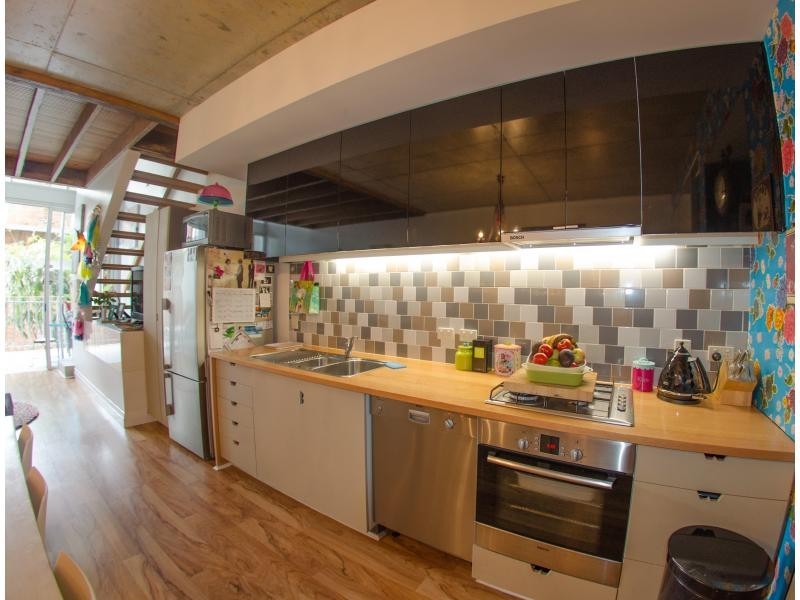 8 Skyring Terrace, Teneriffe QLD 4005