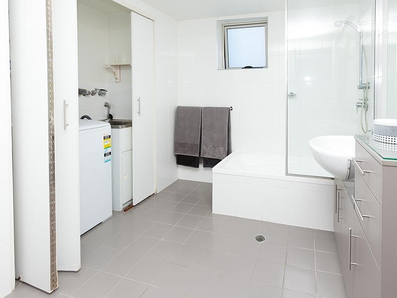 42 NEWSTEAD TERRACE, Newstead QLD 4006