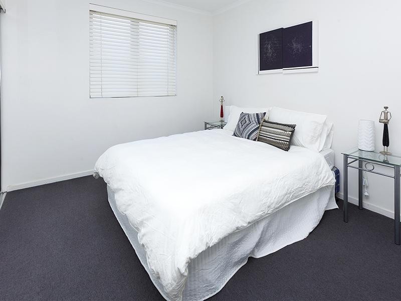 42 NEWSTEAD TERRACE, Newstead QLD 4006